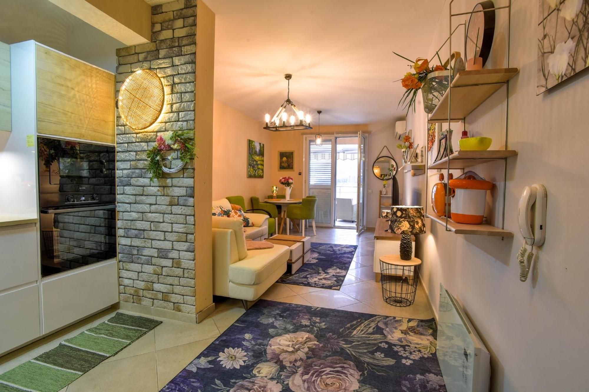 Vidar Apartment Budva